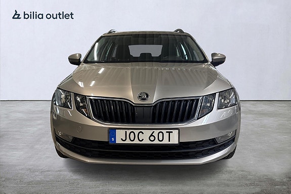 Skoda Octavia 3 of 5
