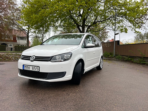 Volkswagen Touran 3 of 13