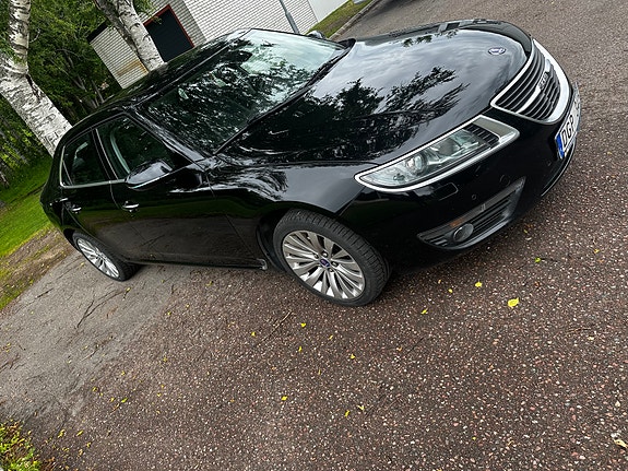 Saab 9-5 3 of 5