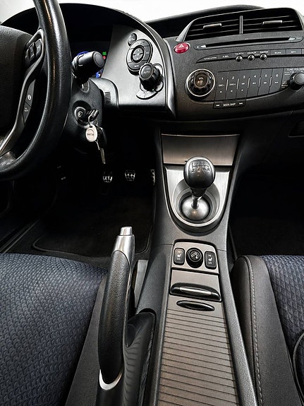 Honda Civic 8 of 14