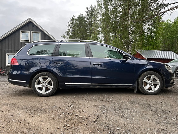 Volkswagen Passat 3 of 5