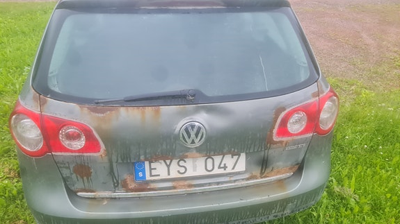 Volkswagen Passat 3 of 3