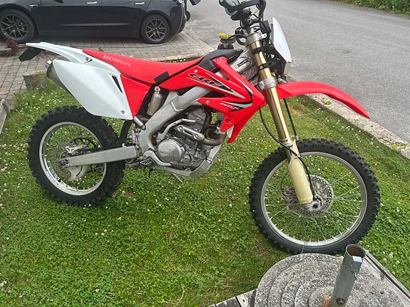 Honda CRF 250X 2 of 5