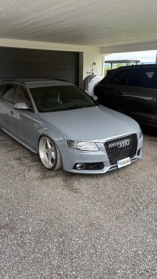Audi A4 2 of 8