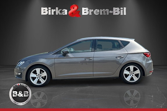 Seat Leon 2 of 5