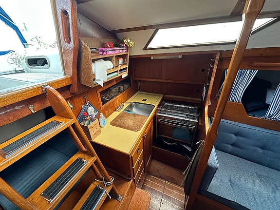 Sweden yachts C34 8 of 10
