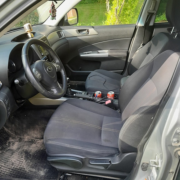 Subaru Forester 5 of 5