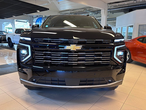 Chevrolet Tahoe 6 of 17