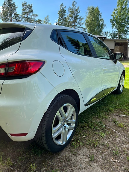 Renault Clio 7 of 24
