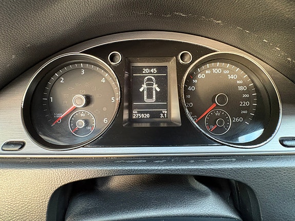 Volkswagen Passat 5 of 5