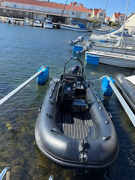 Rib 380 4 of 7