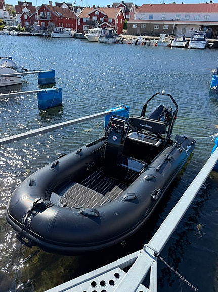 Rib 380 5 of 7