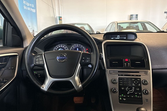 Volvo XC60 22 of 24
