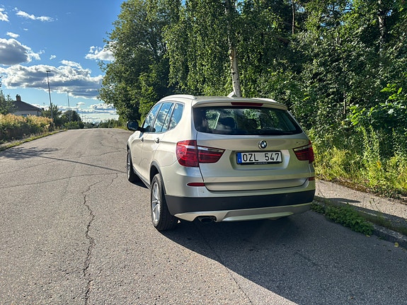 BMW X3 2 of 4