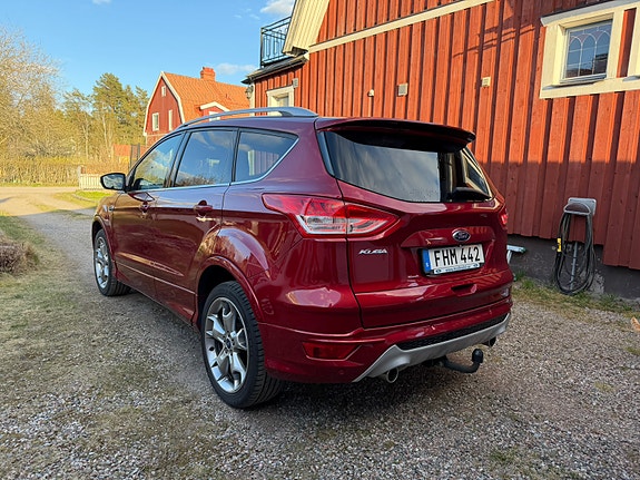 Ford Kuga 5 of 5