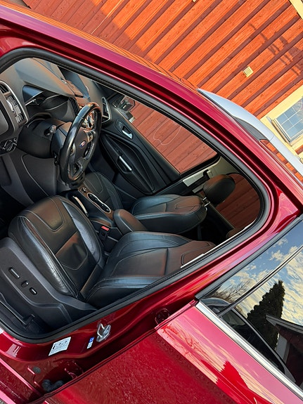 Ford Kuga 4 of 5