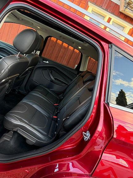 Ford Kuga 3 of 5