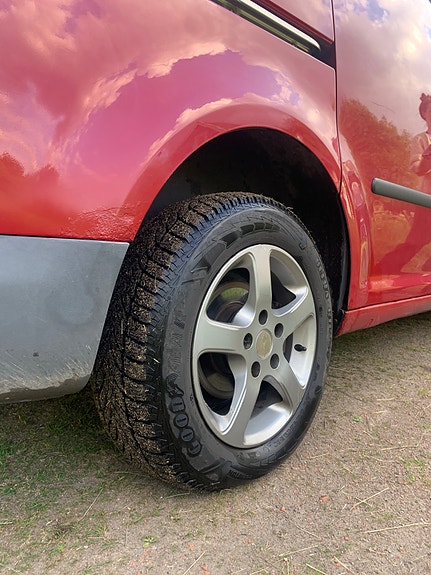 Volkswagen Caddy 4 of 5