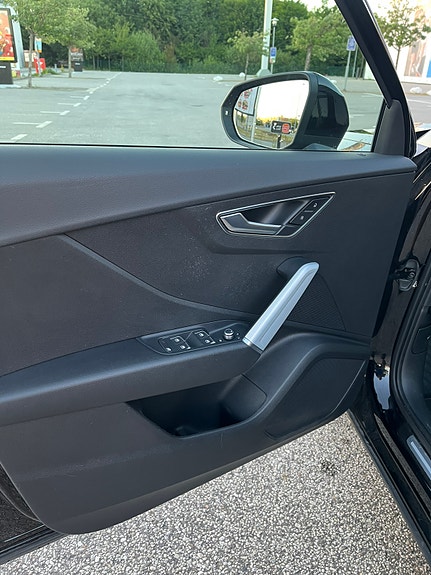 Audi Q2 6 of 16