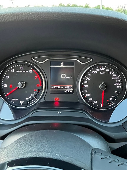 Audi Q2 12 of 16
