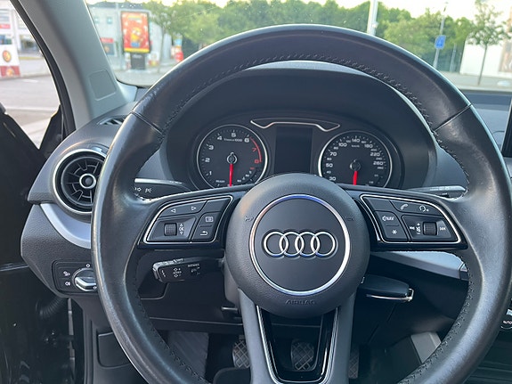Audi Q2 15 of 16