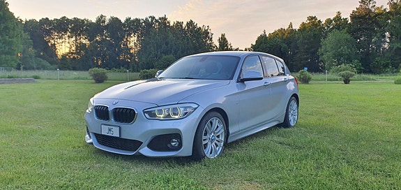 BMW 118d 3 of 5