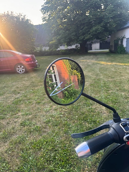 Vespa Vässla 1 Vandelay Gray, 45 km/h 135 mil 4 of 5
