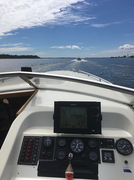 Barossa 8200 - Svenskbyggd Daycruiser 4 of 10