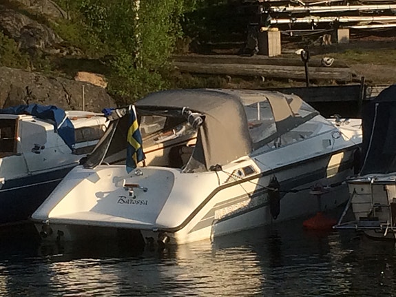 Barossa 8200 - Svenskbyggd Daycruiser 10 of 10