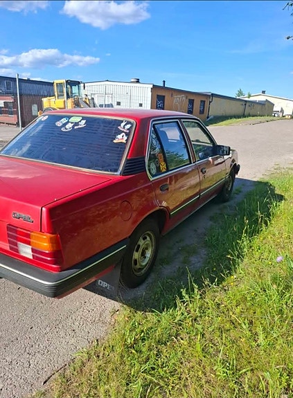 Opel Ascona 1982 photo 3