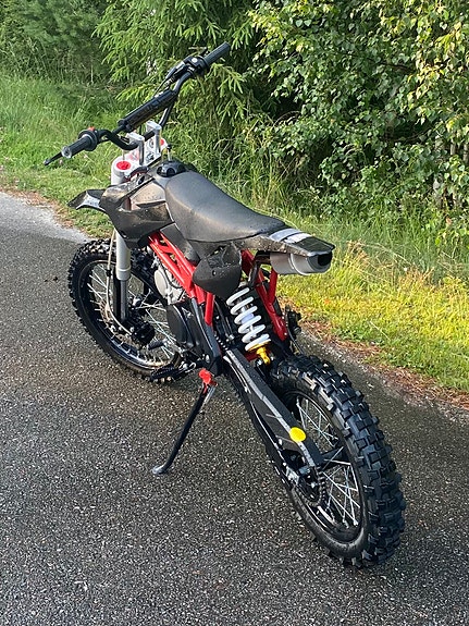 Cross 125cc - MD-125 Knight ToX Edition 17 /14 3 of 3