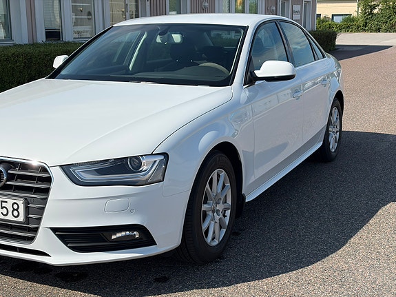 Audi A4 5 of 5
