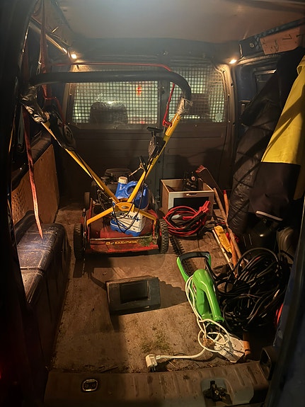 Volkswagen Caddy 5 of 5