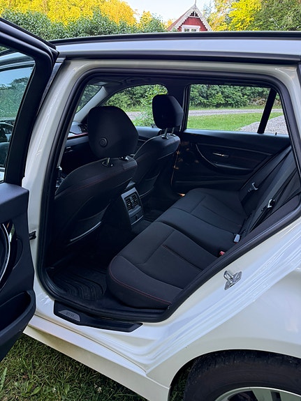 BMW 318d 5 of 5