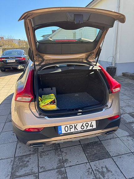 Volvo V40 Cross Country 15 of 16