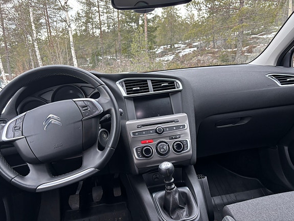 Citroen C4 2 of 5