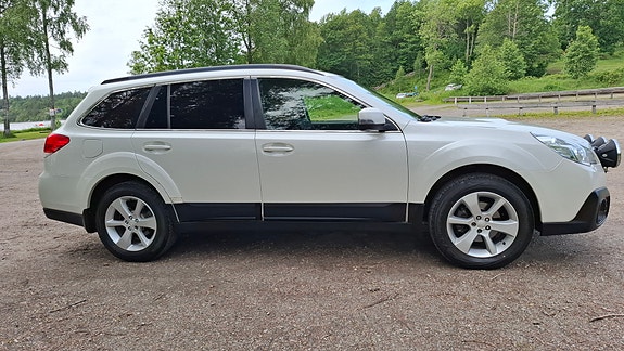 Subaru Outback 4 of 5