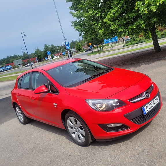Opel Astra 4 of 5