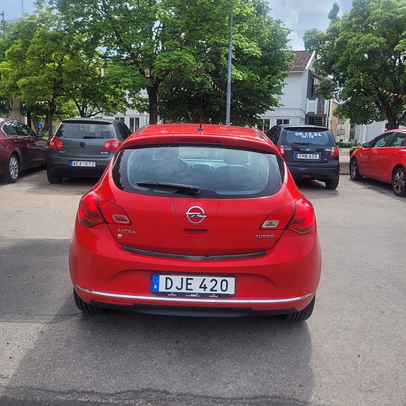 Opel Astra 3 of 5