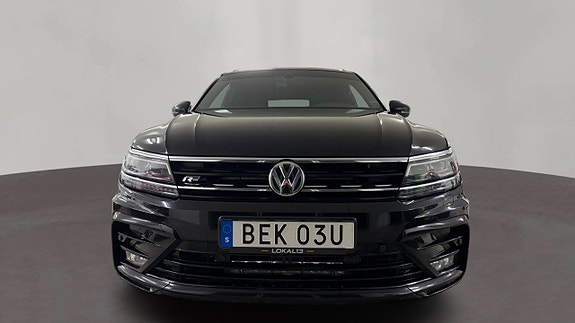Volkswagen Tiguan 3 of 5