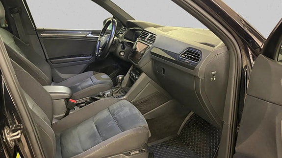 Volkswagen Tiguan 21 of 24