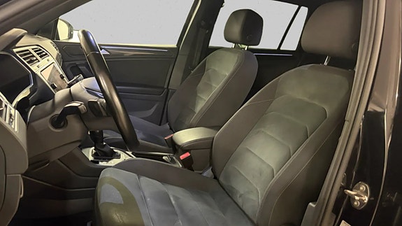 Volkswagen Tiguan 13 of 24