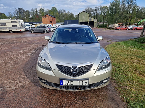 Mazda 3 5 of 5