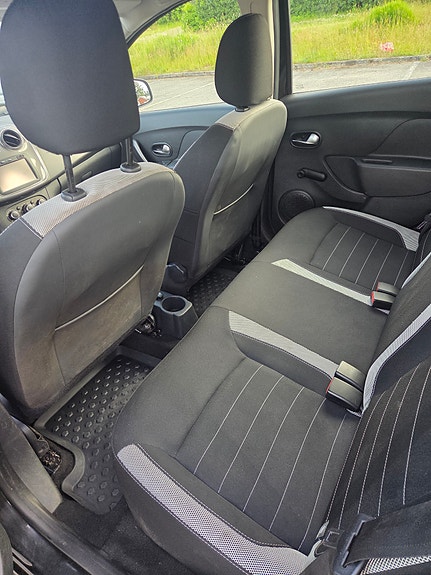 Dacia Sandero Stepway 6 of 6