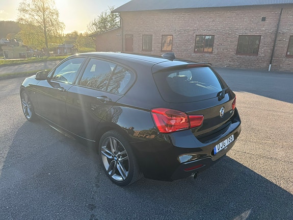 BMW 118i 5 of 5