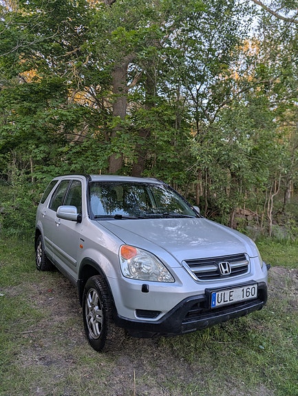 Honda CR-V 3 of 8