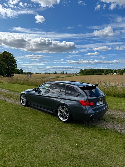 BMW 320d 5 of 5