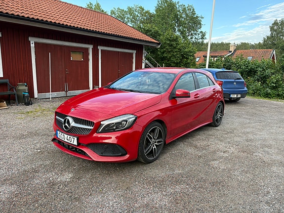 Mercedes-Benz A180 3 of 5