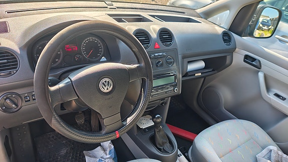 Volkswagen Caddy 14 of 17