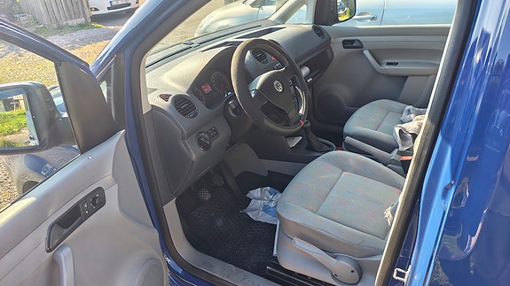 Volkswagen Caddy 13 of 17